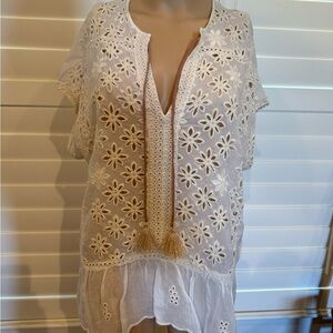 Like New Johnny Was White Floral Eyelet Blouse Large